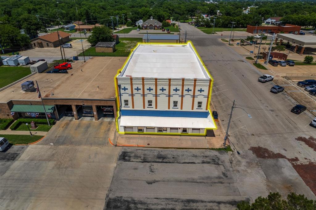 Cowan - Commercial Sale