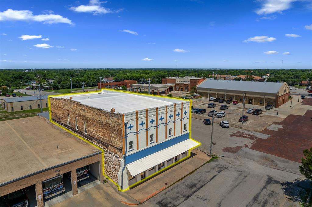 Cowan - Commercial Sale