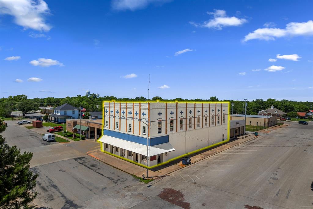 Cowan - Commercial Sale