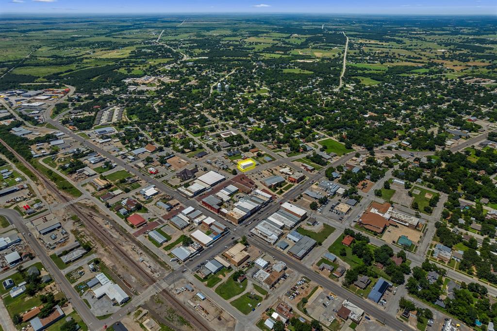 Cowan - Commercial Sale