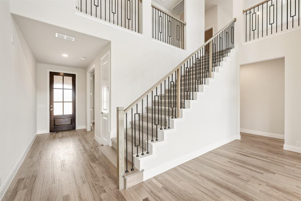 5422 Rutherford Drive