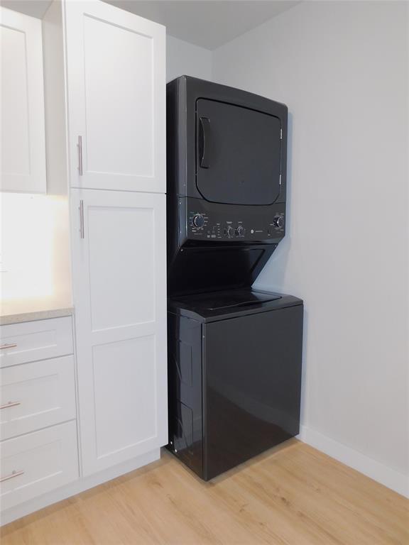 E Puchalski - Residential Lease