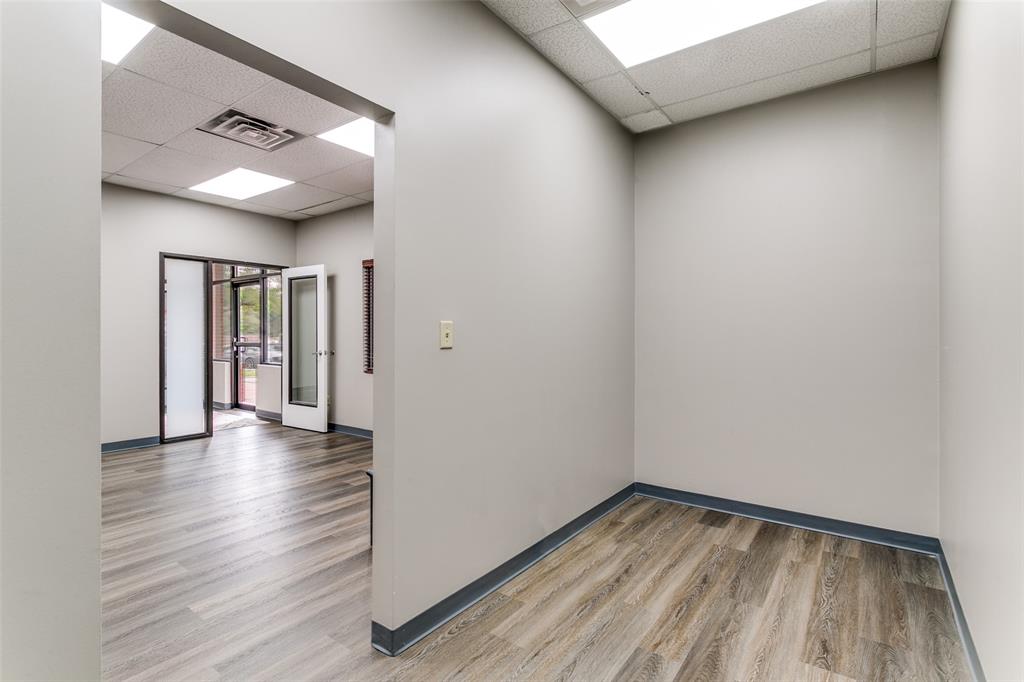 202 W Sandy Lake Road