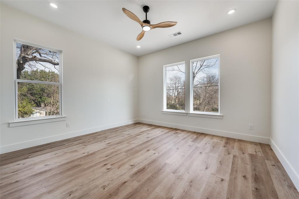 Meadowmere 03 - Residential