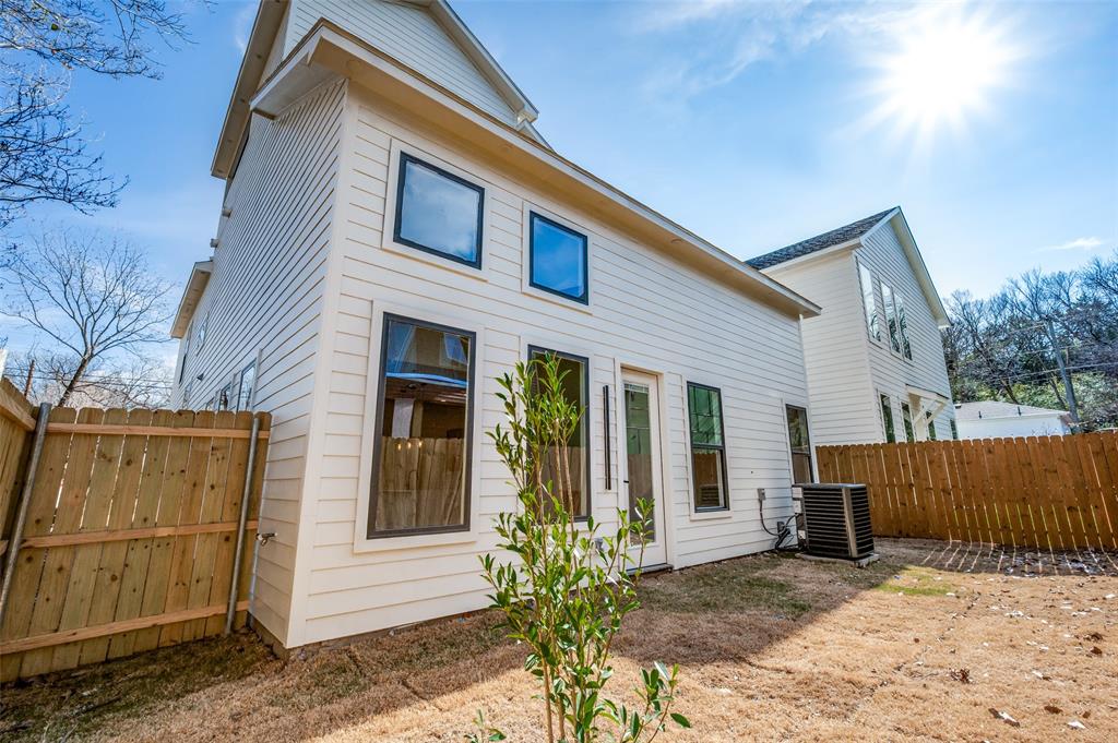 Meadowmere 03 - Residential