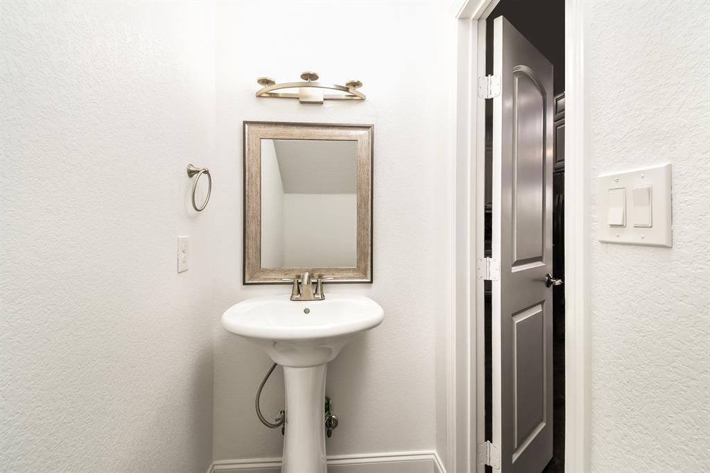 Arlington Tech Centre Add - Residential Lease