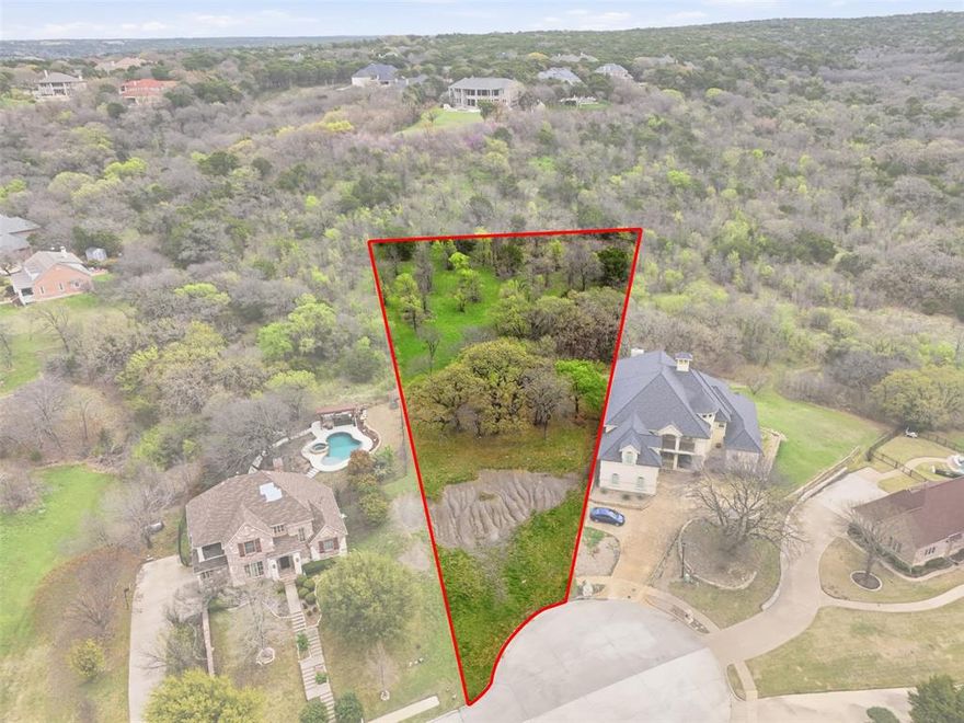 Build your dream home on this beautiful homesite tucked away on a quiet cul-de-sac in the highly sought-after Lake Ridge community of Cedar Hill. Surrounded by mature trees and natural beauty, this spacious lot offers the perfect setting for a custom home with privacy, tranquility, and scenic surroundings.
Located just minutes from Joe Pool Lake and Tangle Ridge Golf Club, residents enjoy easy access to boating, hiking, golf, and outdoor recreation. The area is also close to Cedar Hill State Park and the shops and dining of Uptown Village at Cedar Hill.
With convenient access to Dallas and Fort Worth, this location combines peaceful Hill Country-style living with proximity to the heart of the Metroplex.
Bring your own builder and design the home you’ve always envisioned in one of Cedar Hill’s most desirable custom home communities.
