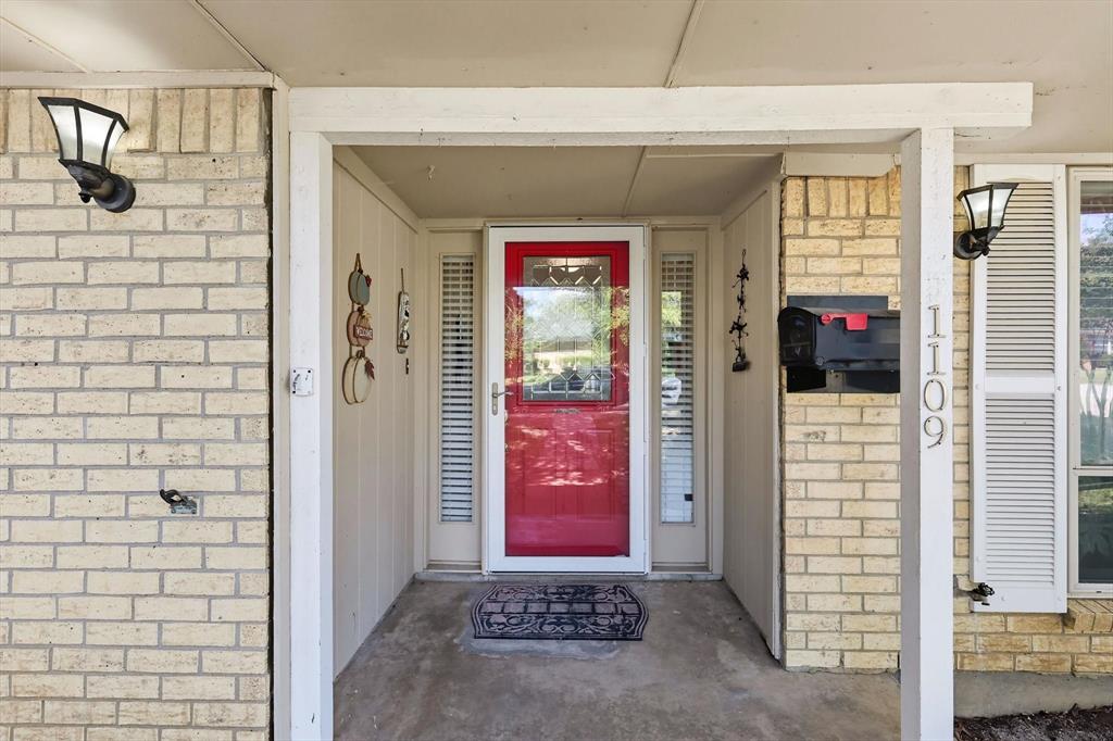 1109 Capetown Drive