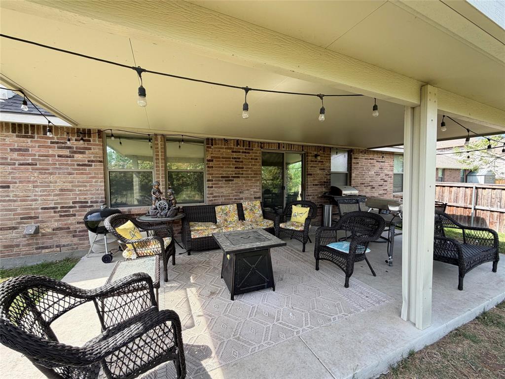 1201 Oakbrook Street