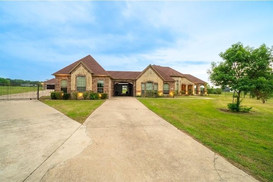 Beautiful and spacious five-bedroom, four-bath home just outside the city limits of Royse City. Sitting on over an acre and a half, it offers three-car garages, two living areas, and roomy walk-in closets. There’s plenty of space for your work trucks and equipment to be secured in a fenced yard, all in a quiet neighborhood. Come see this gem in the lovely city of Royse City!