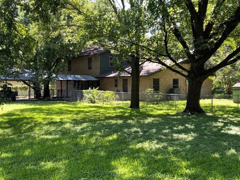 A home in Comanche