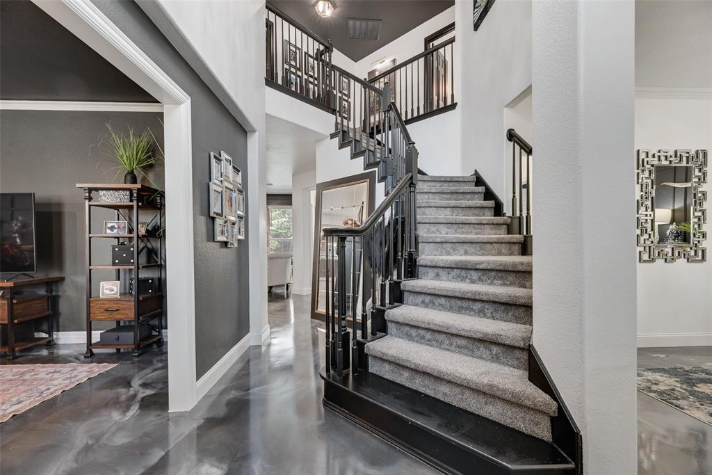 1914 Overlook Ridge Drive