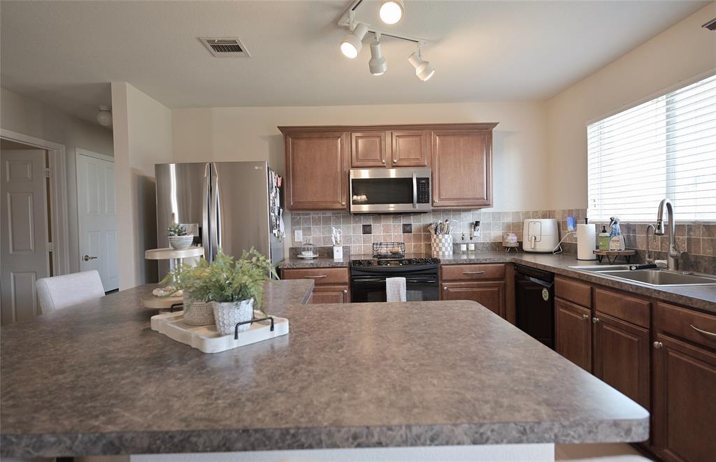 Saddlebrook Estates Ph 2 Krum - Residential