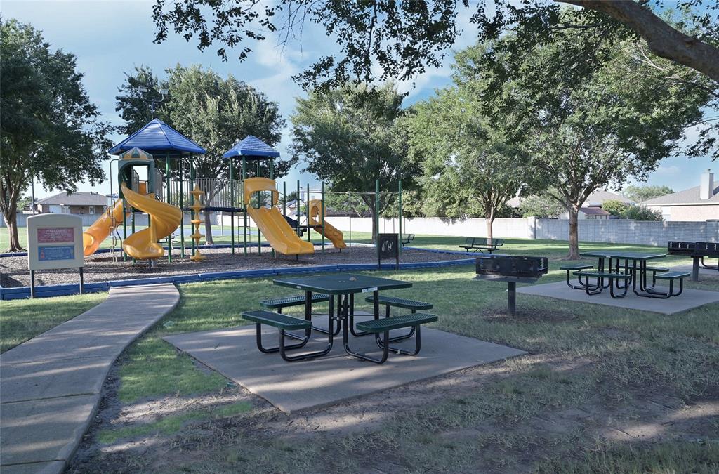 Saddlebrook Estates Ph 2 Krum - Residential