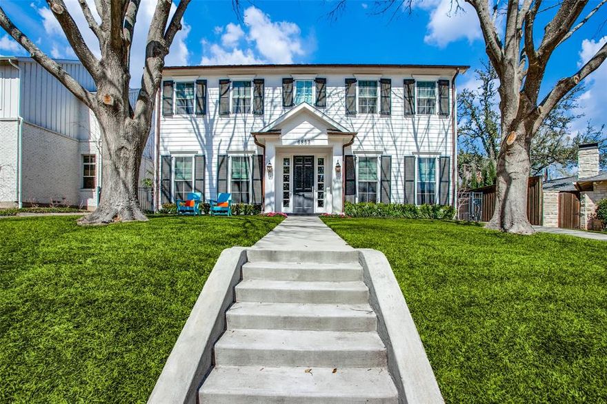 Gorgeous 2018-built Brooke Bailey Home, with 3 living areas, 4 beds and a downstairs study that could be used as a 5th bedroom with full bath and closet. The kitchen has large island and breakfast area. The upstairs master has large walk-in closet, en-suite bath with dual sinks and separate shower. Other features full-sized utility room upstairs, covered patio, first floor mud area and so much more.