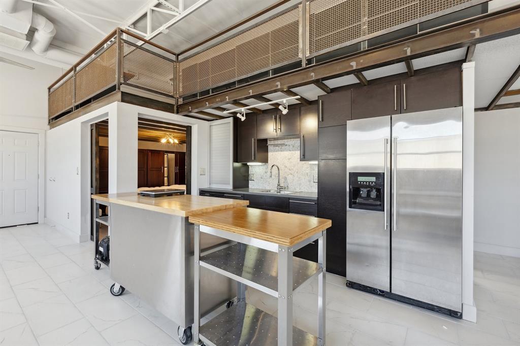 Walton Street Studios - Residential