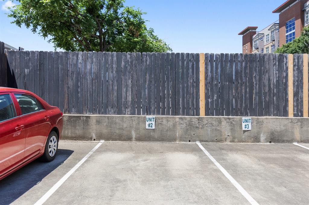 Walton Street Studios - Residential