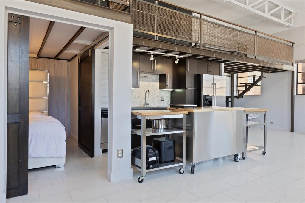 Walton Street Studios - Residential