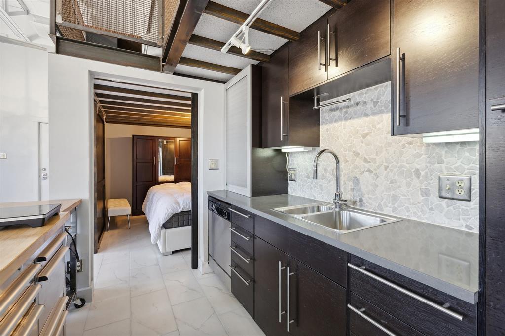 Walton Street Studios - Residential