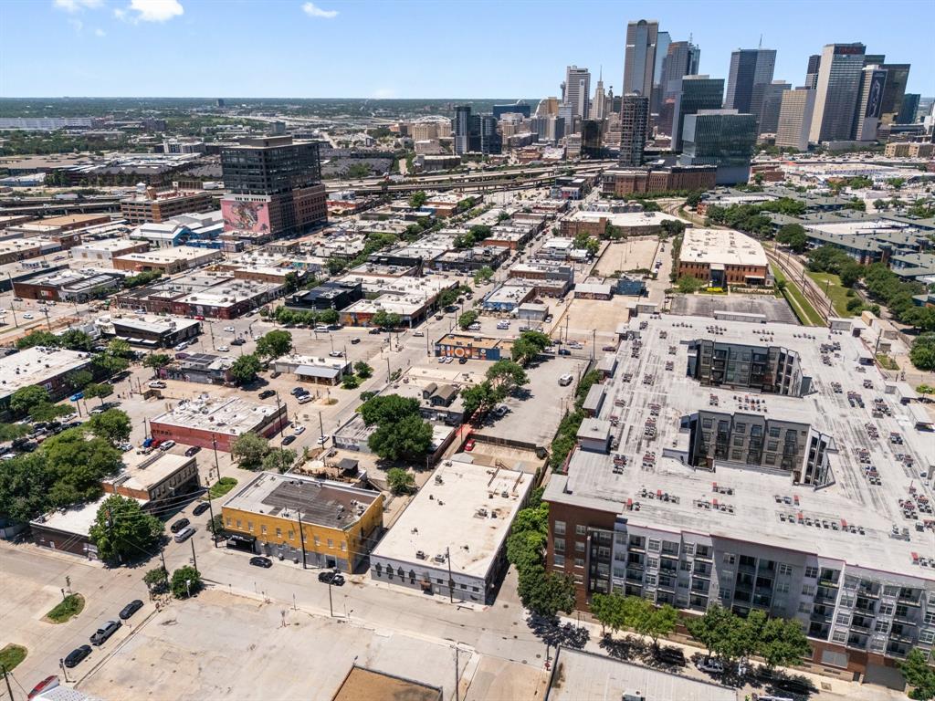 Walton Street Studios - Residential