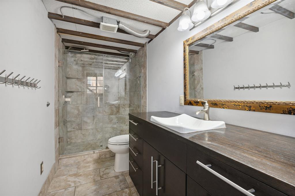 Walton Street Studios - Residential