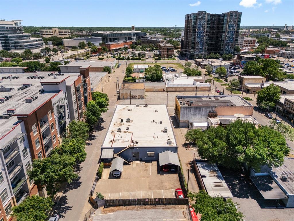 Walton Street Studios - Residential