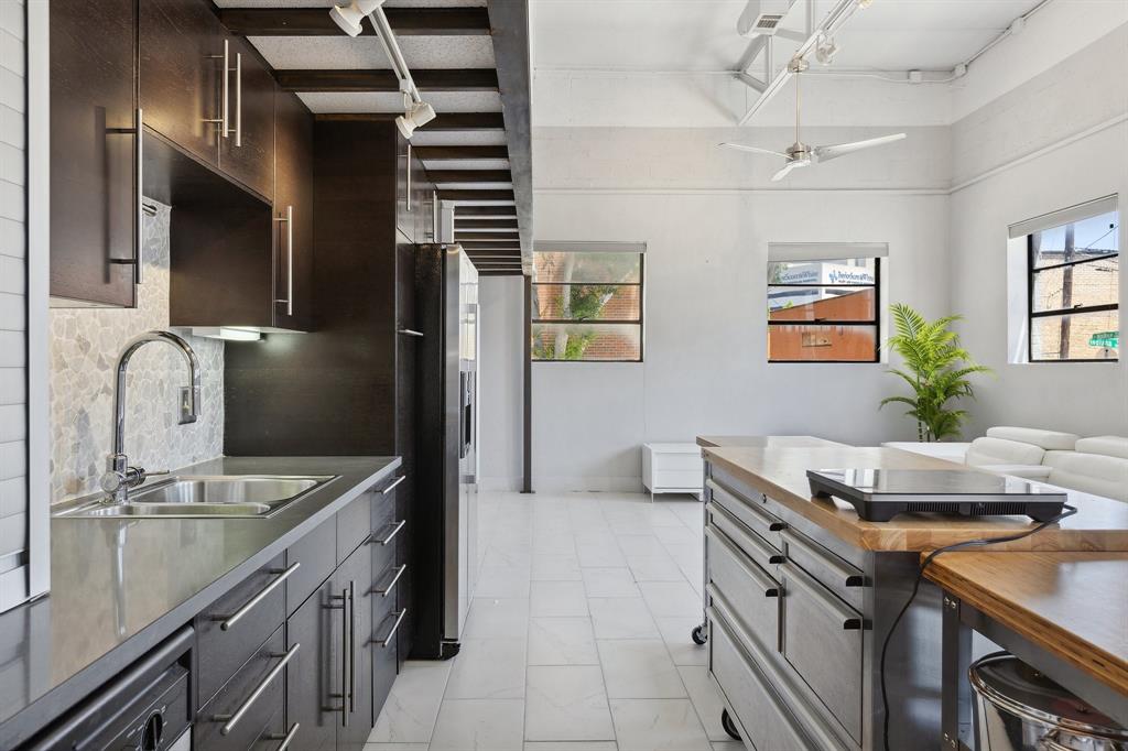 Walton Street Studios - Residential