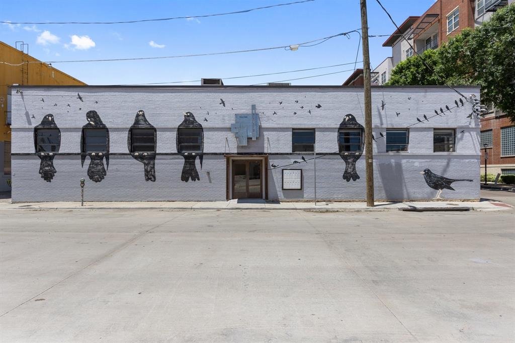 Walton Street Studios - Residential