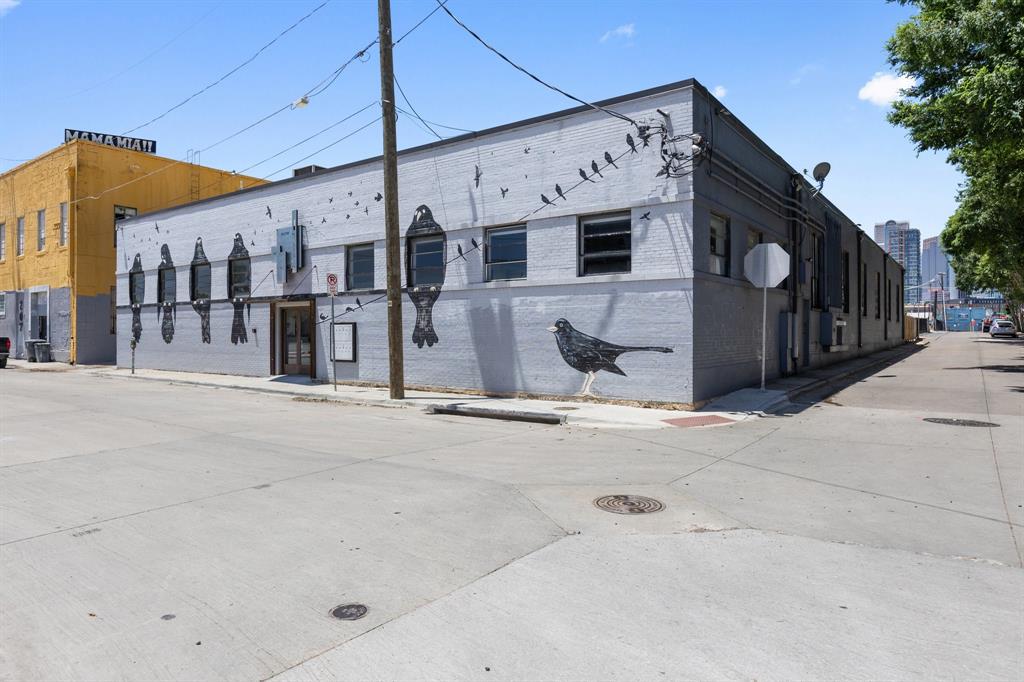 Walton Street Studios - Residential