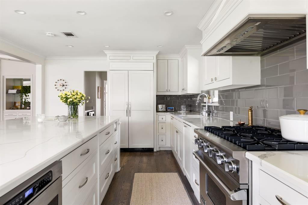 Versailles Pkwy Rev - Residential