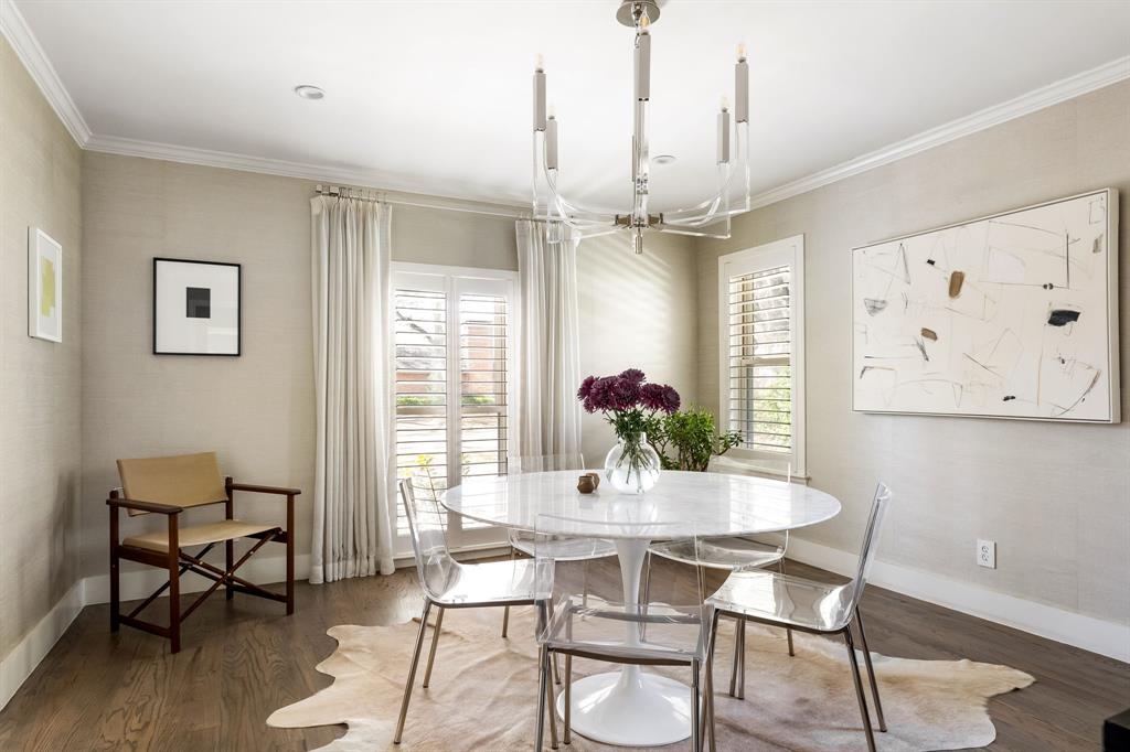 Versailles Pkwy Rev - Residential