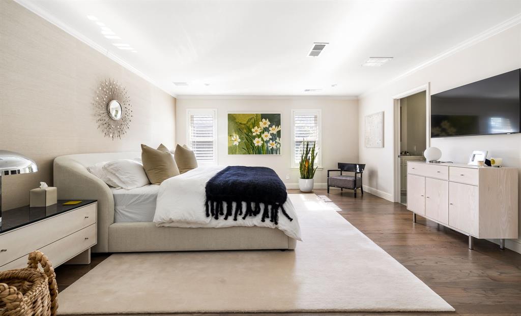 Versailles Pkwy Rev - Residential