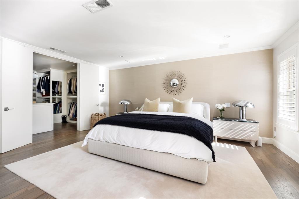 Versailles Pkwy Rev - Residential