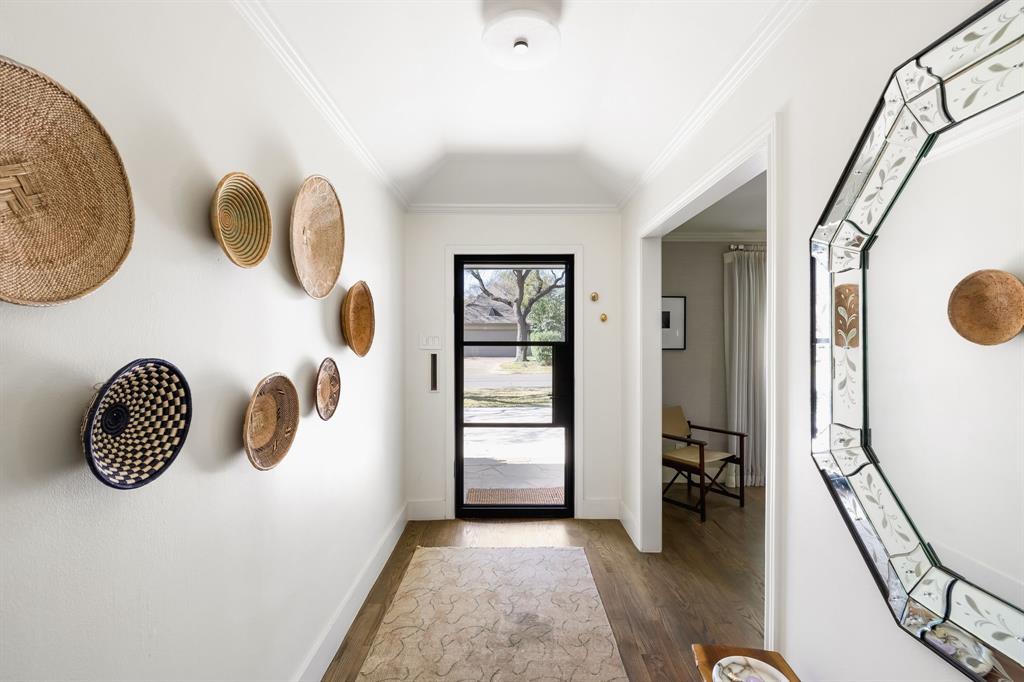 Versailles Pkwy Rev - Residential