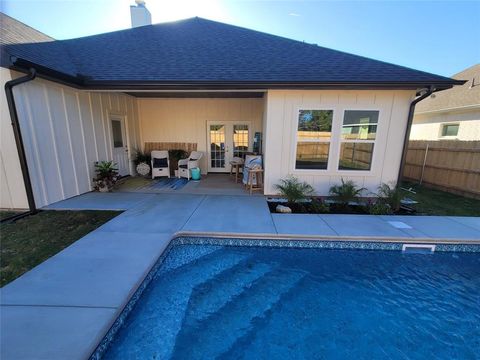 A home in Granbury