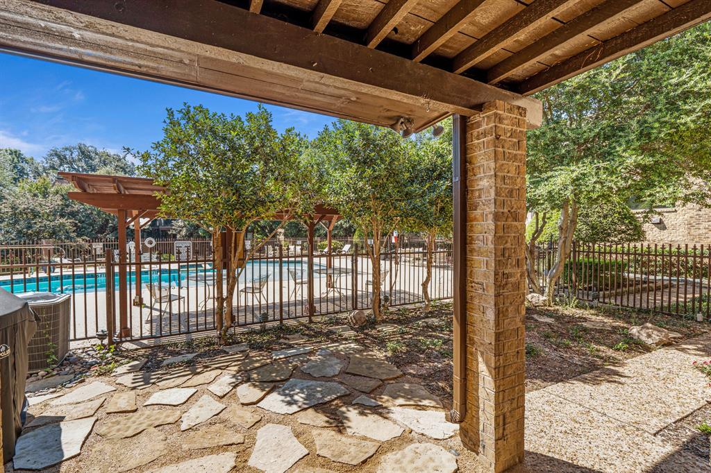 4235 Clear Lake Circle