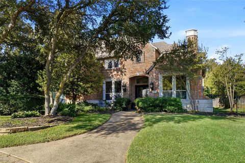 Photo of 702 Wentwood Drive, Southlake, TX 76092 (MLS # 21236419)