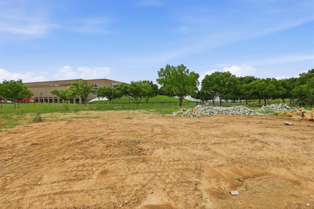 2216 Otter Lane