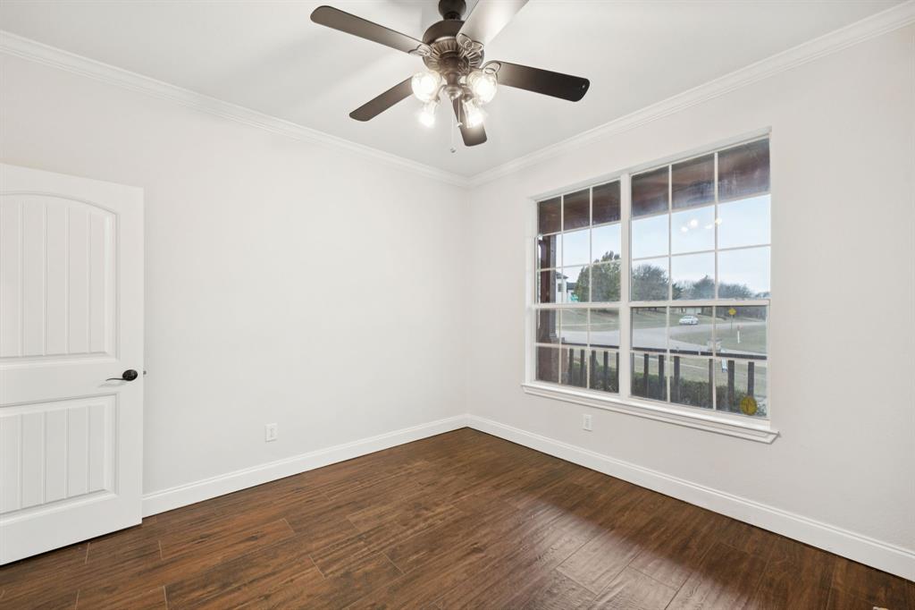 2770 S Lakeview Drive