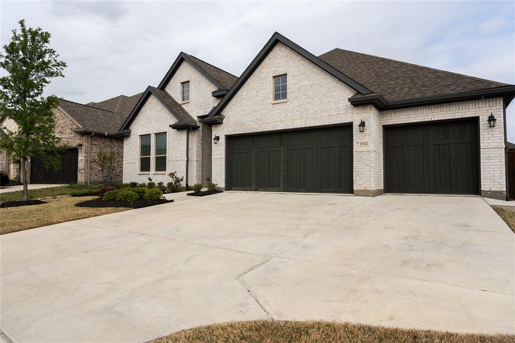 1924 Burton Hollow Way