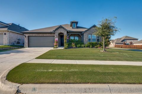 4747 Lake Front Drive Haltom City TX 76137