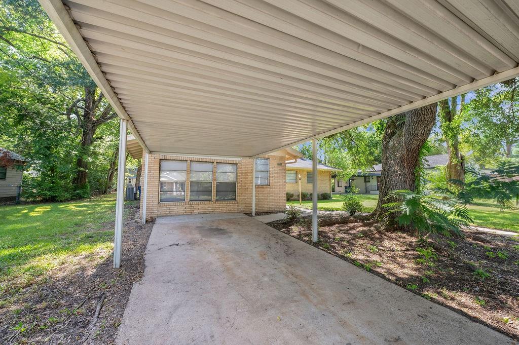 506 N Pacific Street