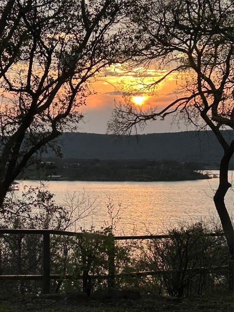 2016 N Lakeview Drive Palo Pinto TX 76484