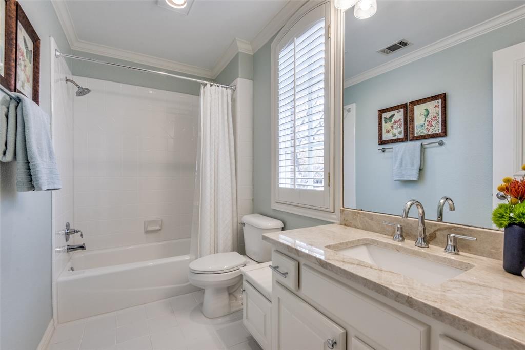 UNIVERSITY HEIGHTS - Residential