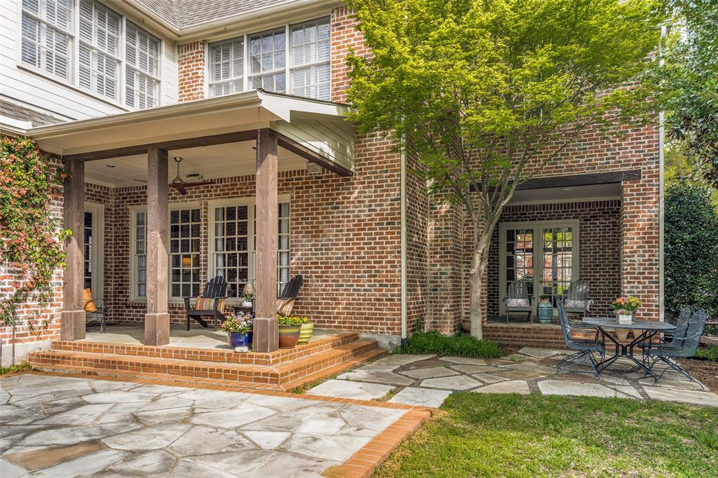 UNIVERSITY HEIGHTS - Residential