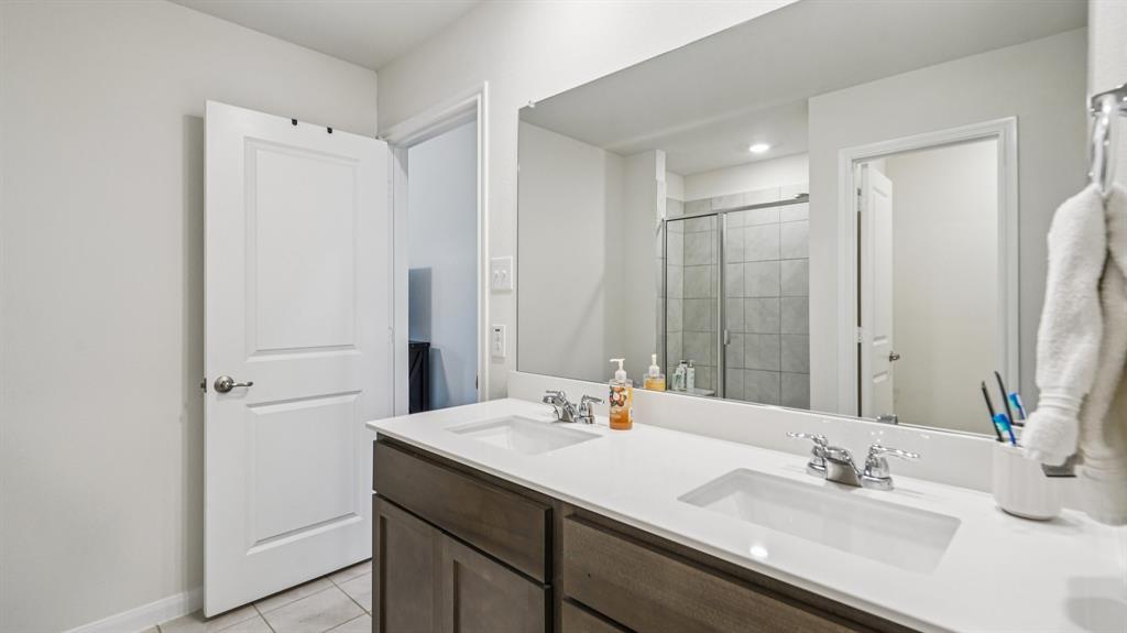 WINCHESTER CROSSING PHASE 3 - Residential