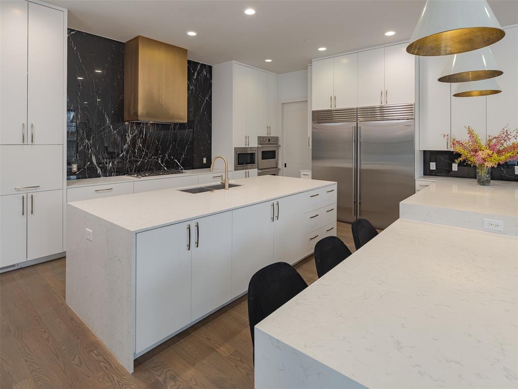 PRESTON ROAD ESTATES - Residential