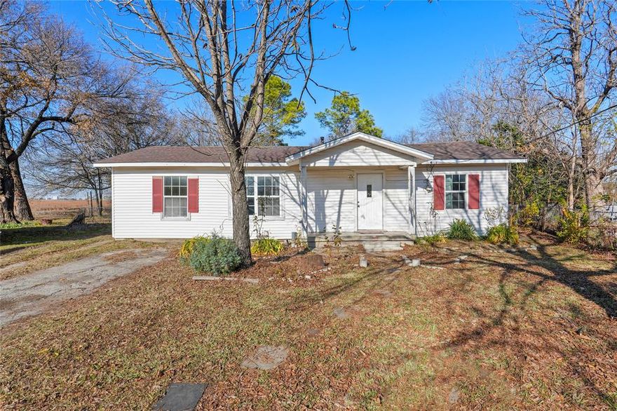 Welcome to this charming and budget-friendly home located in a peaceful area of Wilmer. Set on a spacious .31-acre lot, the property offers plenty of room for outdoor entertaining, play, or future expansion. Mature trees surround the home, creating a shaded and inviting atmosphere. Inside, the kitchen features a convenient breakfast bar, perfect for casual meals. The large backyard includes a storage building for added functionality. Enjoy easy freeway access and a convenient commute—approximately 20 minutes to Downtown Dallas. A great opportunity for first-time buyers or investors!