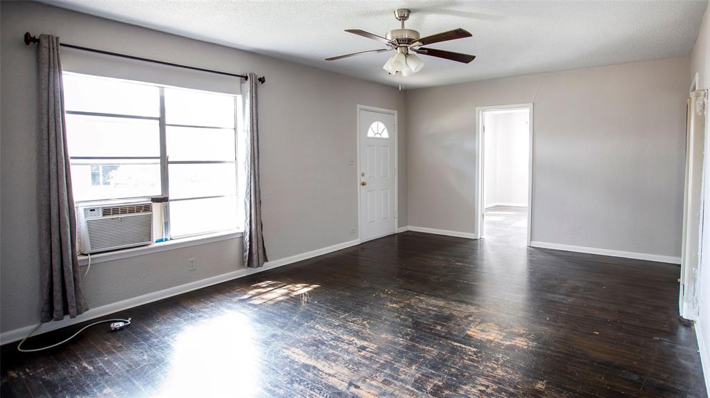806 W oak