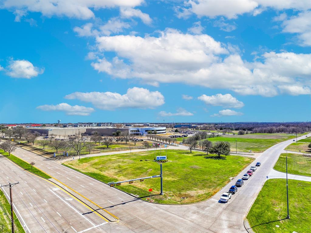 Sanden Add - Commercial Sale